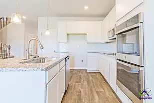 211 Agricultural Ln, Perry, GA 31069 - Photo 7