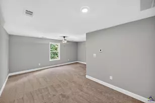 101 Joy Dr, Warner Robins, GA 31088 - Photo 27
