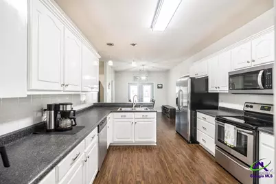 710 Sark Drive, Warner Robins, GA 31088 - Photo 17