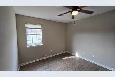 202 Chadwyck Circle, Bonaire, GA 31005 - Photo 15