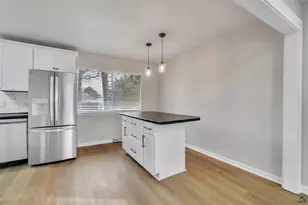 223 Highland Dr, Warner Robins, GA 31088 - Photo 9