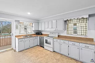 501 Varsity Dr, Americus, GA 31709 - Photo 9