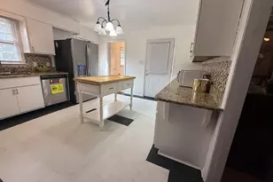 1977 Thomas Dr, Macon, GA 31217 - Photo 9