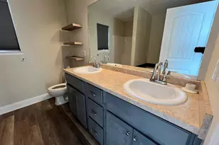 200 Gayla Ct, Warner Robins, GA 31088 - Photo 3