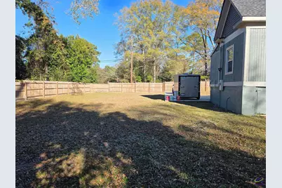 690 Center Street, Macon, GA 31217 - Photo 15