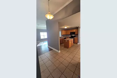 509 Manchester Ln, Byron, GA 31008 - Photo 3