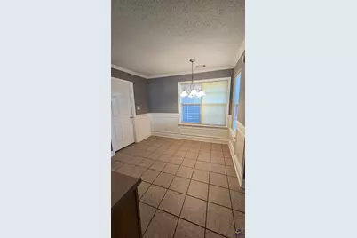 509 Manchester Ln, Byron, GA 31008 - Photo 5