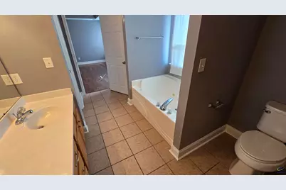 509 Manchester Ln, Byron, GA 31008 - Photo 11