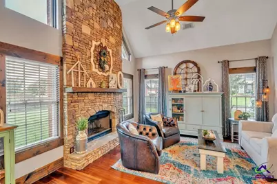 218 Knob Hill Drive, Warner Robins, GA 31088 - Photo 5