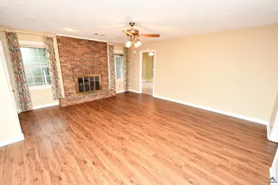 209 Lake Front Drive, Warner Robins, GA 31088 - Photo 13