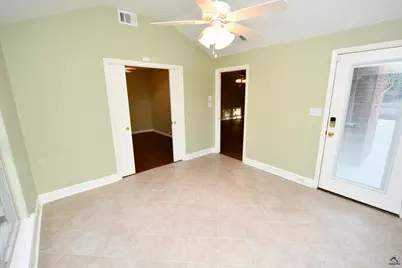 209 Lake Front Drive, Warner Robins, GA 31088 - Photo 29