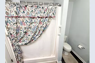 215 Pebble Beach Drive, Perry, GA 31069 - Photo 11