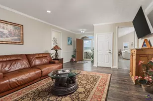 353 Hillridge Cove, Lizella, GA 31052 - Photo 9