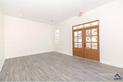 402 General Courtney Hodges Boulevard, Perry, GA 31069 - Photo 7