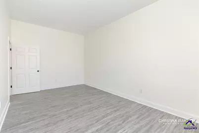 402 General Courtney Hodges Boulevard, Perry, GA 31069 - Photo 31