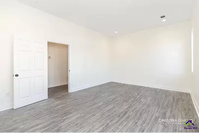 402 General Courtney Hodges Boulevard, Perry, GA 31069 - Photo 11