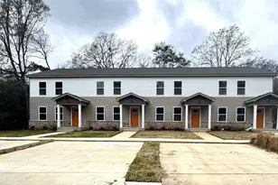 305 N 4th St, Warner Robins, GA 31093 - Photo 1