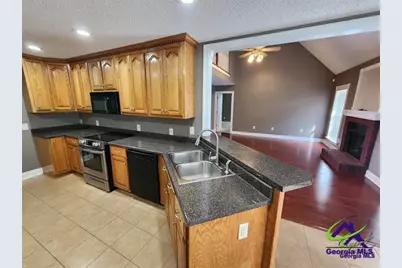 203 Martin Terrace, Kathleen, GA 31047 - Photo 9