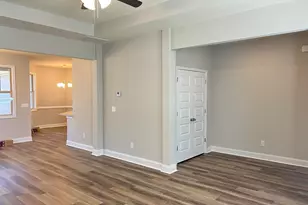 134 Country World Dr, Macon, GA 31211 - Photo 7