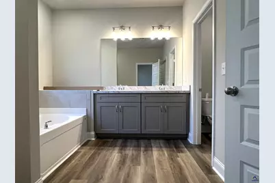 134 Country World Drive, Macon, GA 31211 - Photo 21