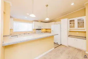 206 Patricia Pl, Byron, GA 31008 - Photo 13