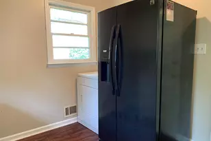 3240 Commordore Dr, Macon, GA 31211 - Photo 9