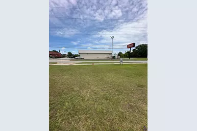 1343 W F Ragin Drive, Perry, GA 31069 - Photo 3