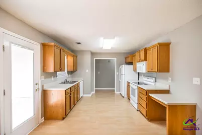 101 Gailey, Warner Robins, GA 31088 - Photo 13