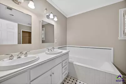 4555 Old Club Road, Macon, GA 31210 - Photo 23