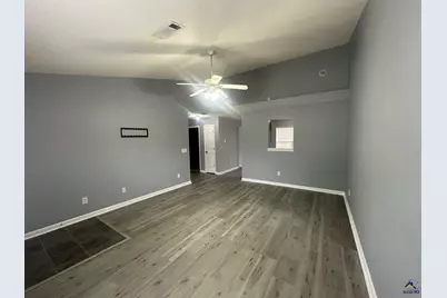 56 Skyway Drive, Warner Robins, GA 31088 - Photo 3