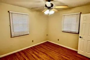 422 Carolina Ave, Warner Robins, GA 31093 - Photo 9