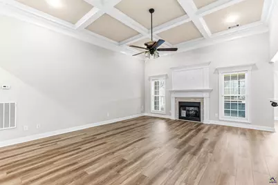 204 Bridgeway Drive, Warner Robins, GA 31088 - Photo 17