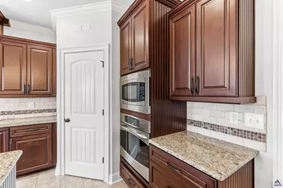 204 Bridgeway Drive, Warner Robins, GA 31088 - Photo 25