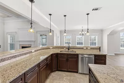 204 Bridgeway Drive, Warner Robins, GA 31088 - Photo 27