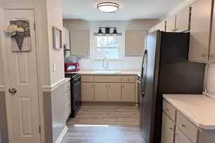 210 Oakridge Dr, Byron, GA 31008 - Photo 21