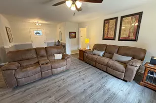 210 Oakridge Dr, Byron, GA 31008 - Photo 13