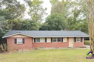 140 Spencer Hill, Macon, GA 31206 - Photo 1