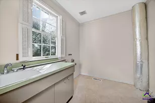 1802 Pine Forest, Dublin, GA 31021 - Photo 19