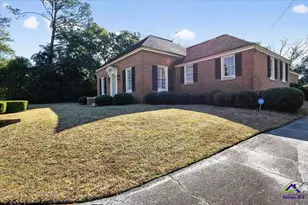 1802 Pine Forest, Dublin, GA 31021 - Photo 5