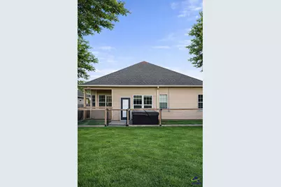 111 Montrose Lane, Centerville, GA 31028 - Photo 3