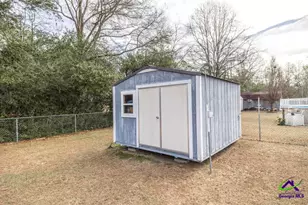 188 E Lewis St, Cochran, GA 31014 - Photo 33