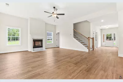 308 Air View Drive, Warner Robins, GA 31093 - Photo 25
