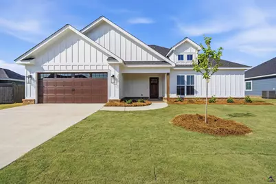 203 Sugar Creek Trail, Perry, GA 31069 - Photo 1