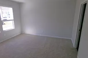 410 NW Oakwood Dr, Milledgeville, GA 31061 - Photo 7