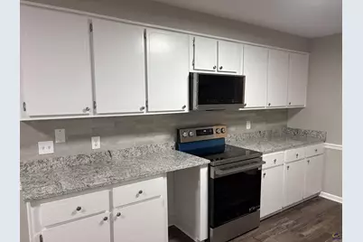 422 Lake  Front Drive, Warner Robins, GA 31088 - Photo 11