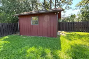 422 Lake Front Dr, Warner Robins, GA 31088 - Photo 27