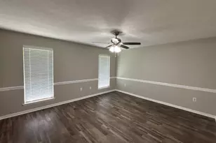 422 Lake Front Dr, Warner Robins, GA 31088 - Photo 17