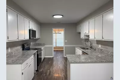 422 Lake  Front Drive, Warner Robins, GA 31088 - Photo 9