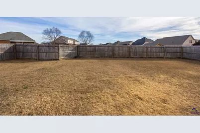 901 Falkirk Drive, Warner Robins, GA 31088 - Photo 33