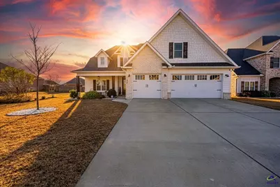 901 Falkirk Drive, Warner Robins, GA 31088 - Photo 1